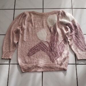 Vintage ladies sweater with flower pattern, rose and white color
